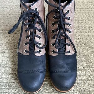 Sorel Wedge 2 Tone Boots